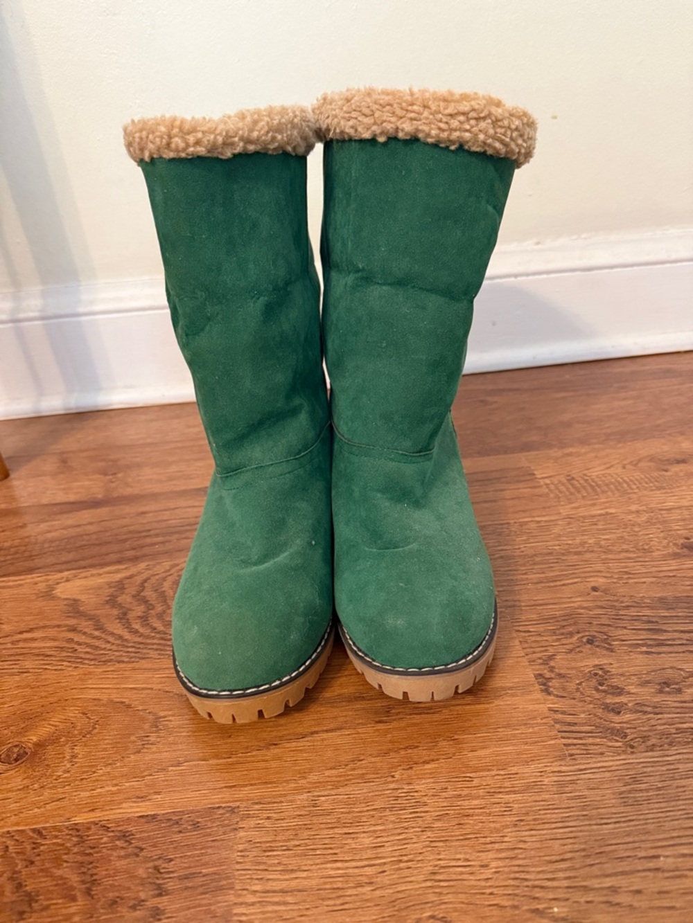SHEIN Green Suede Faux-Shearling Winter Boots